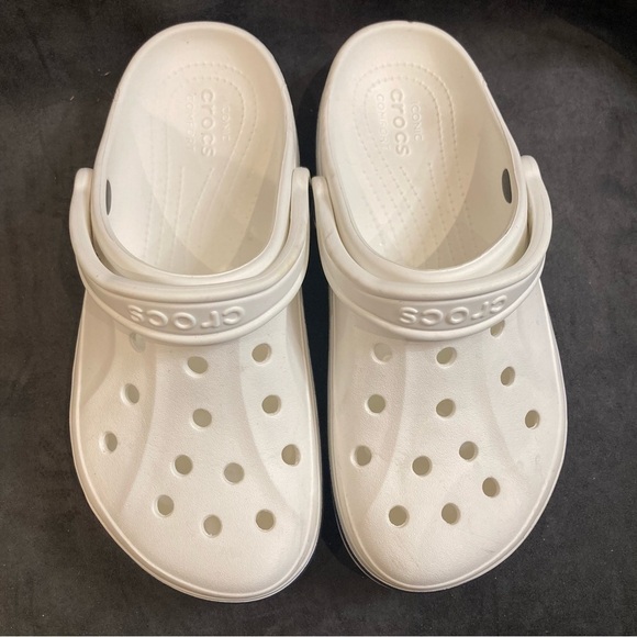 CROCS Sz 9 (W) Sz 7  (M) Bayaband Crocband Unisex Comfort Slip On White Sandals - Picture 3 of 14